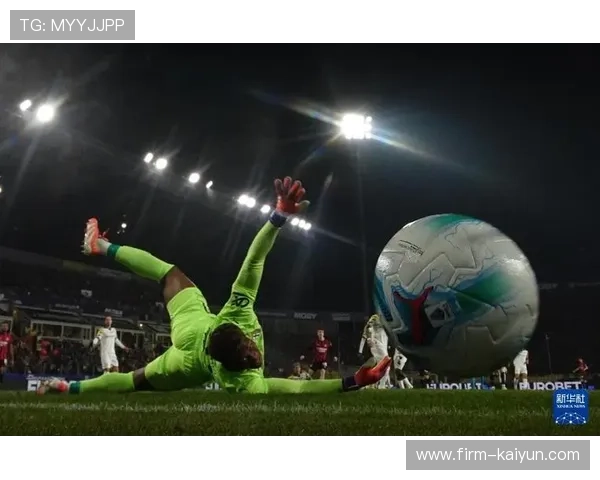 AC米兰客场2-2遭帕尔马逼平，两球领先优势未能守住。